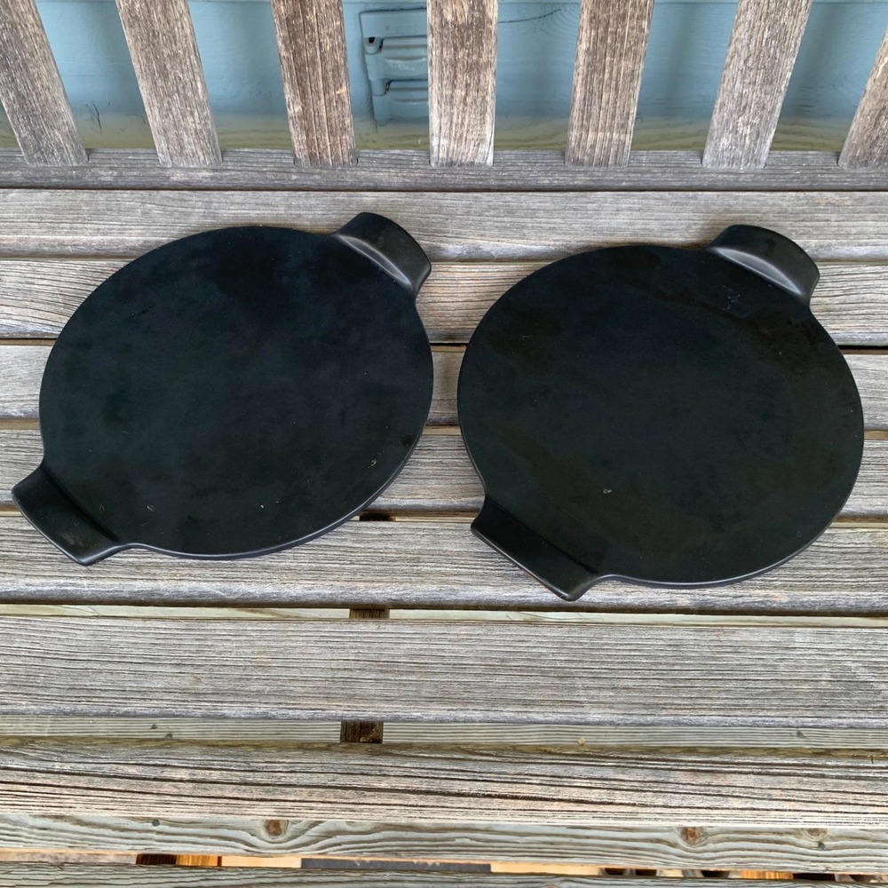 Emile Henry Flame 10in Individual Pizza Stones Black Ceramic Set of 2 75.10